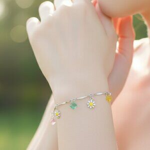 "Trendy Handmade Bracelet – A Stylish Gift for Women & Girls, MAR092019